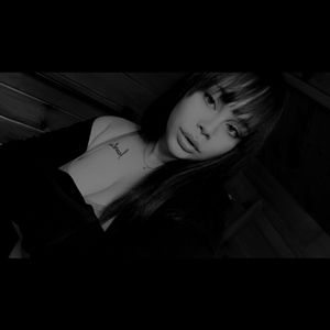 Meet your Posher, Yeishla